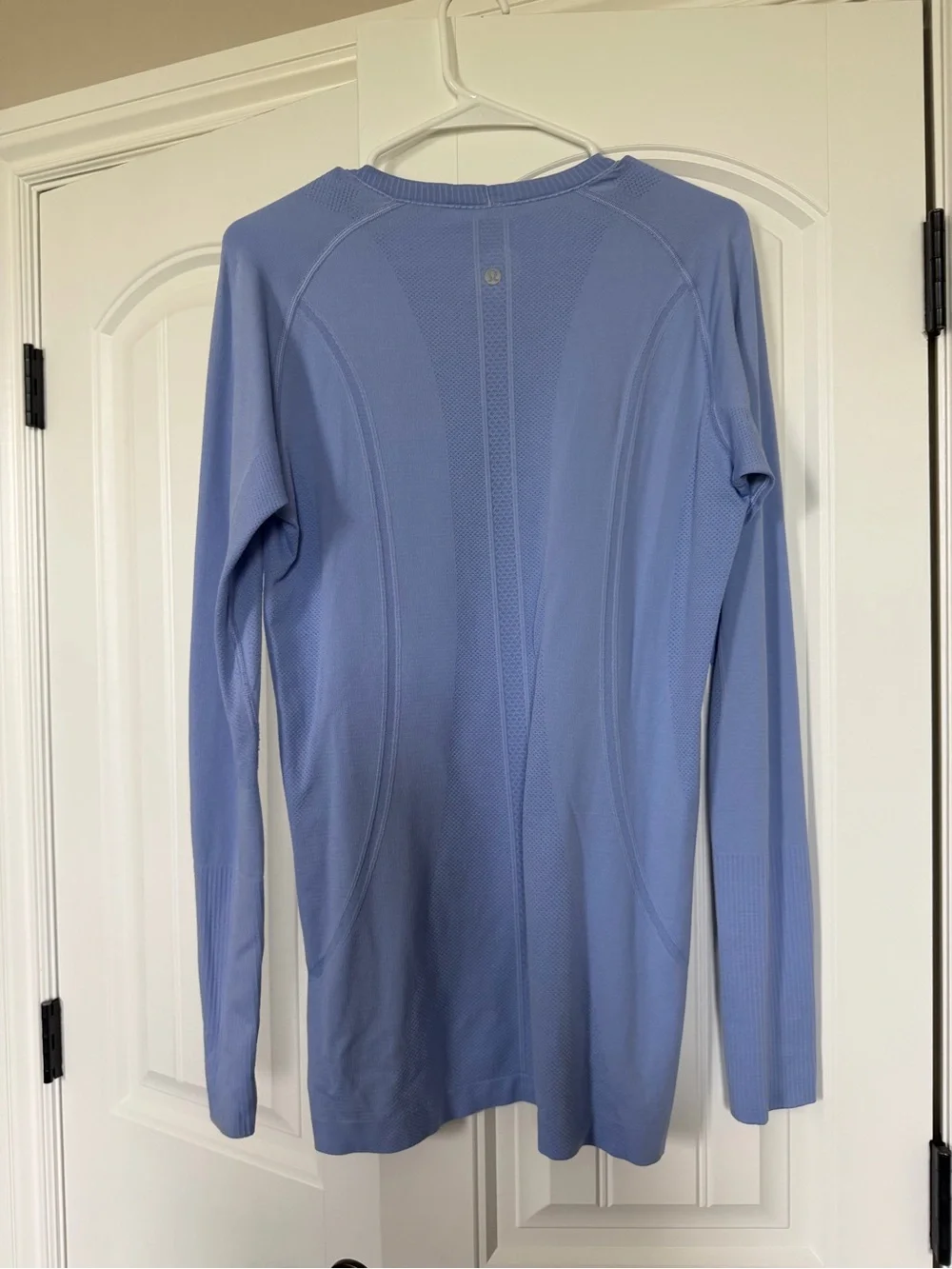 Women’s  Lululemon Long Sleeve Top size 12